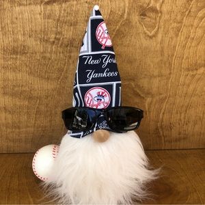 NY Yankees Gnome MLB Baseball Sports Fan New York
